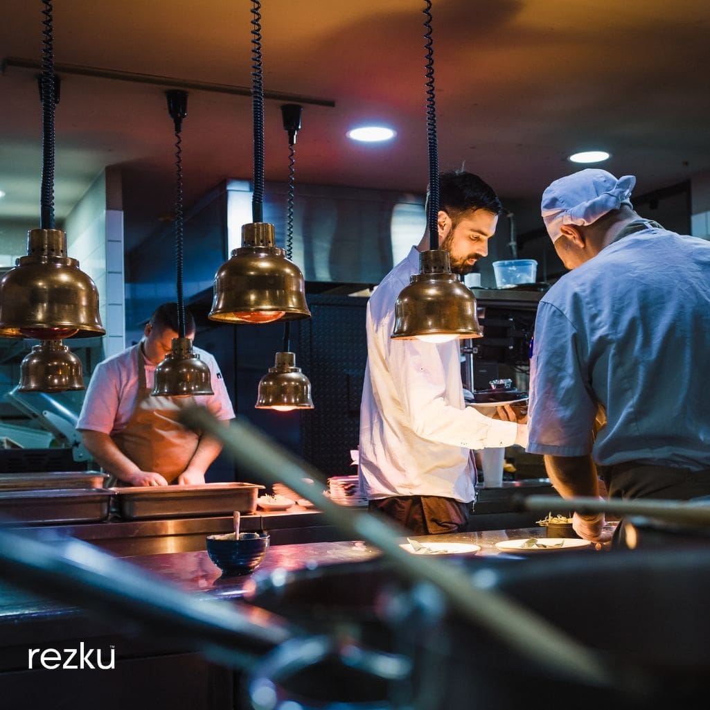 Full Service vs Quick Service Restaurant: What Is The Difference?